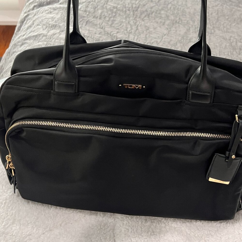 Tumi Voyageur Athens Carry-All - Never used.